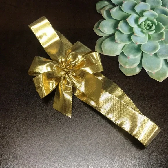 💝FREE when Bundled 💝 Golden Bow 4” fabric bow with elastic adjustment