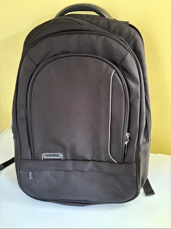 Brenthaven Black Nylon Clamshell X-ray Friendly Laptop Travel Bag