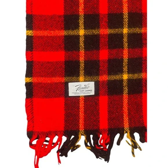 Faribo Vintage Red Black Tassel 100% Wool Stadium Throw Lap Blanket 51