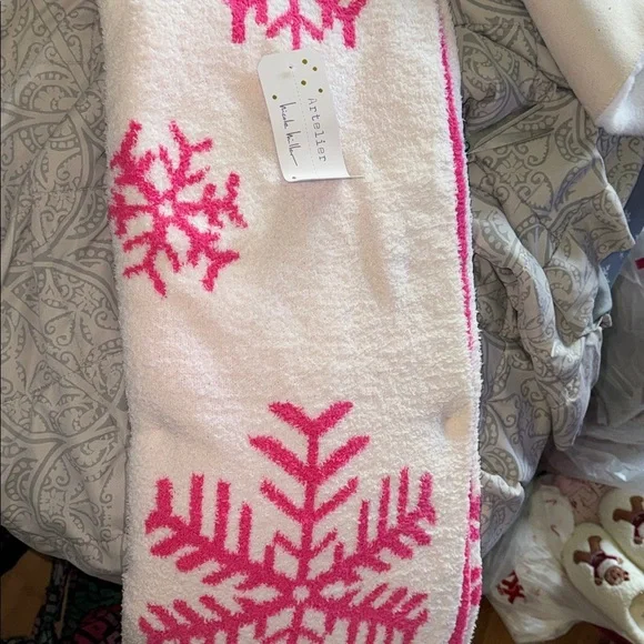 Viral pink Christmas Blanket