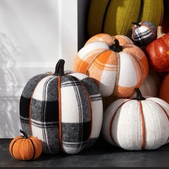 Knit Plaid Fall Harvest Thanksgiving Pumpkins Hyde Eek Target NEW