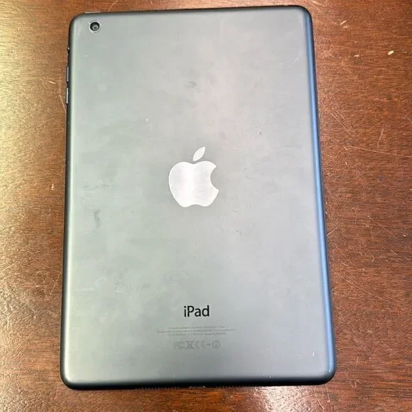 Space Grey apple Ipad Mini 64g 1st generation