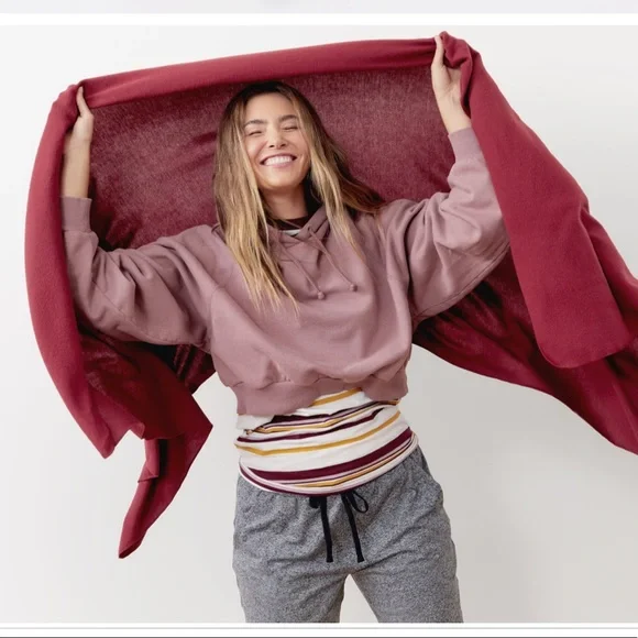 Travel Blanket With Matching Storage Bag NWT