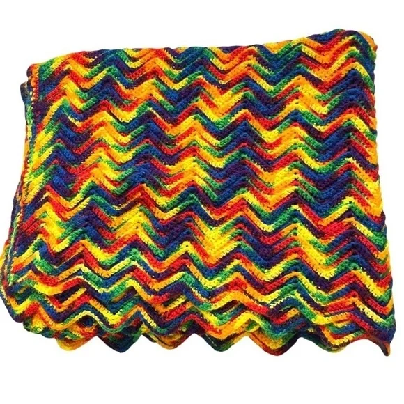 VTG chevron pattern knit rainbow multicolored blanket throw