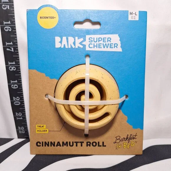 NWT Bark Super Chewer Cinnamutt Roll Dog Toy M-L