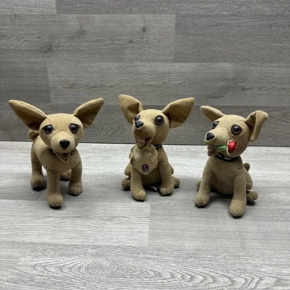 3 Vintage Taco Bell Chihuahua Plush Toys.‎ Do Not Talk. Three Plush Dogs. Nice!