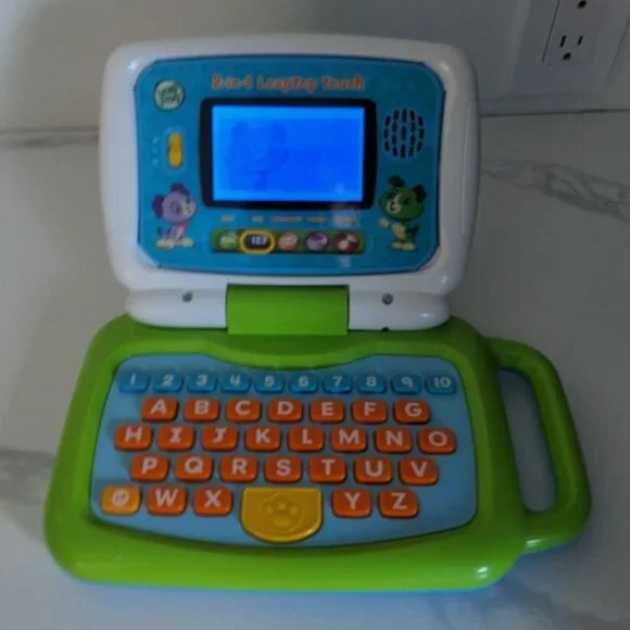 LEAP FROG LEAPFROG COMPUTER TABLET 2 IN 1 TOUCH LAPTOP Model No. 80-600900