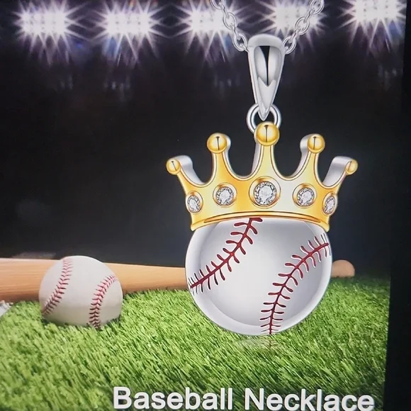 ⚾️⚾️ Crown Baseball Necklace ⚾️⚾️
