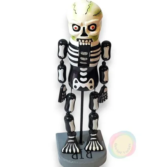 Target 2010 Halloween RIP Skeleton Nutcracker 14.5