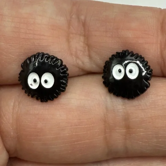 Black and White Kids' Cartoon Eye Earrings