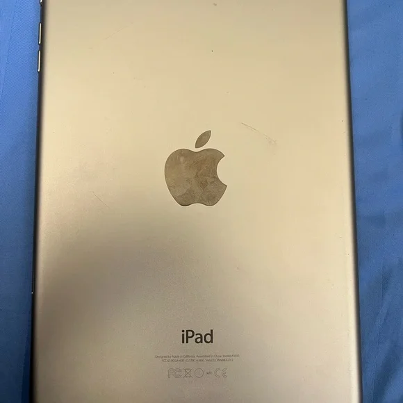 Apple IPad Mini 3rd Gen