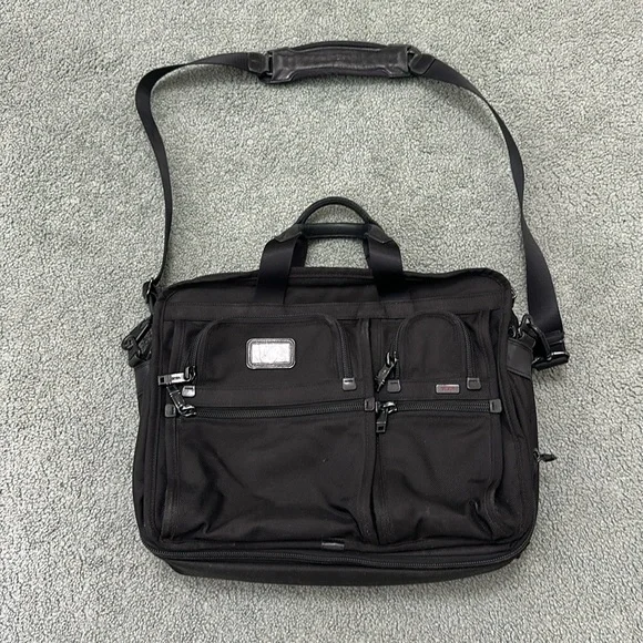 Tumi Alpha Expandable Black Ballistic Briefcase 26160DH Laptop Business Travel