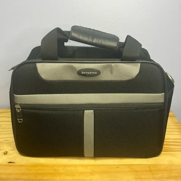 Samsonite Carryon Tote Bag