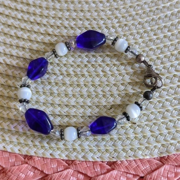 Child's beaded bracelet clasp smaller wrist size