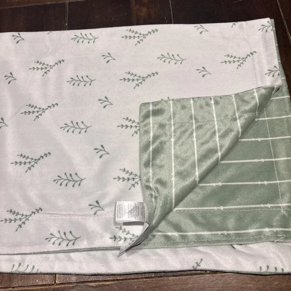 Lila‎ & Jack Baby Blanket Reversible Green Leaves - White/Green Striped 40x30