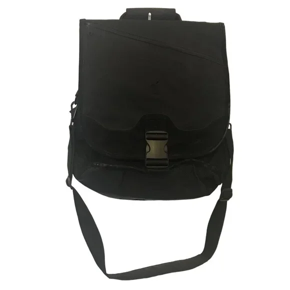 Kensington Black Apple Laptop Convertible Backpack Messenger Bag