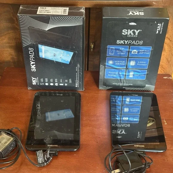 Skypad8 & Samsung Tablet Lots