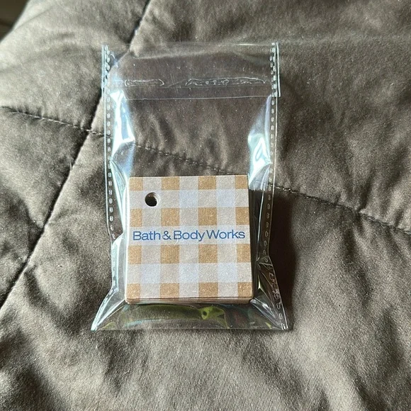 Bath & Body Works Small Cardboard Gingham Gift Tags