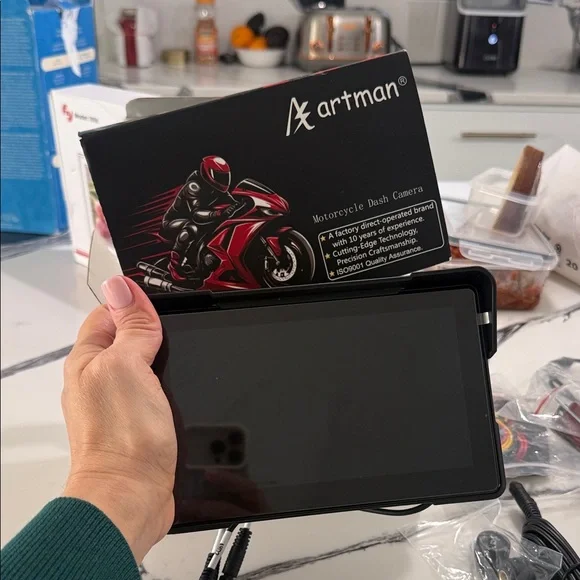 NIB motorcycle dash cam with CarPlay. Front and back camera