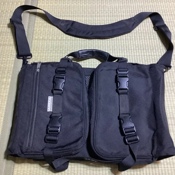 Shaun Jackson Design Black LD001 LapDog Laptop Bag