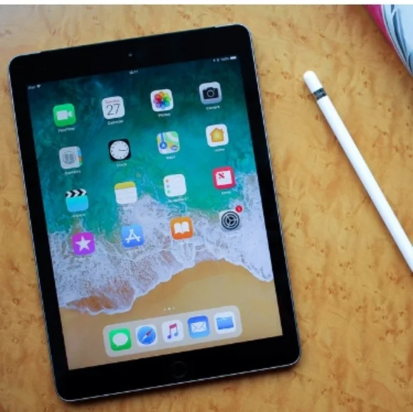 Refurbished apple ipad 164G white