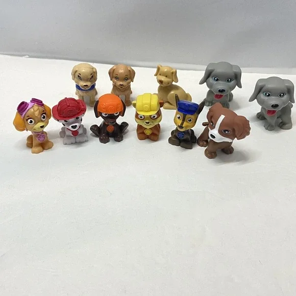 Paw Patrol‎ Dog Toys Small Figures PLUS Other Doggies On The Go Travel Fun HG2