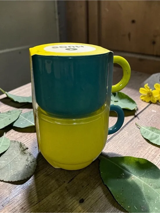 Target Bullseye Playground 2 PC Matcha Mugs Green & Yellow NEW