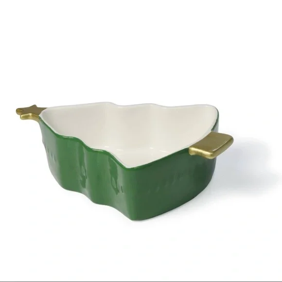 New! Ceramic Christmas Tree Shaped Green Bakeware by Target Bullseye Playground