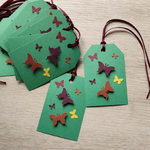 10 3D Green Butterfly Gift Tags