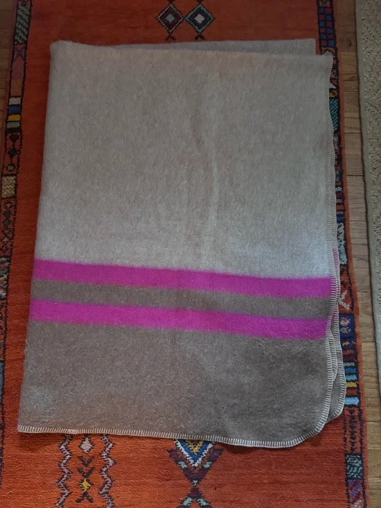 Alicia Adams alpaca blanket, 54x70, EUC