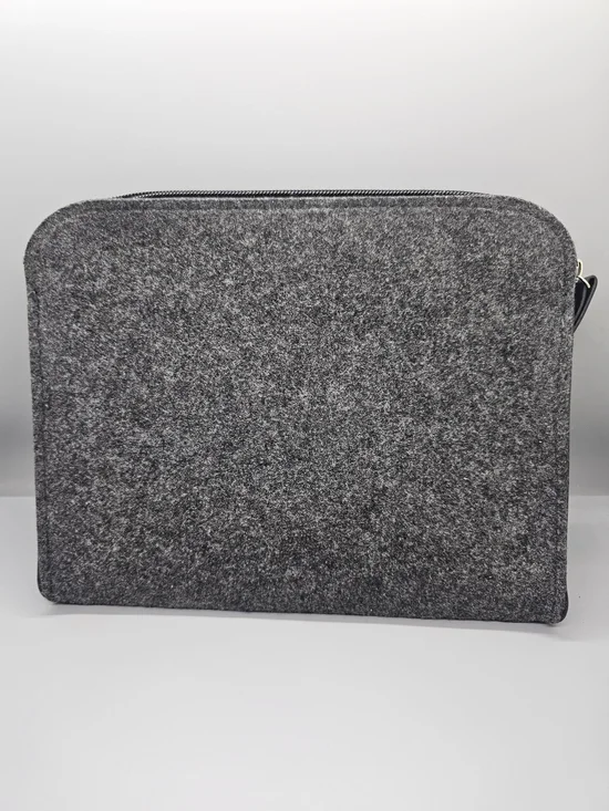 Men's Gray Felt Zip-Top Document Sleeve