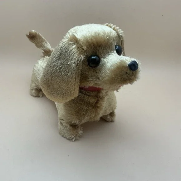Vintage Battery Operated Walking Barking Dachshund Dog Toy Plush Works Amber Eye