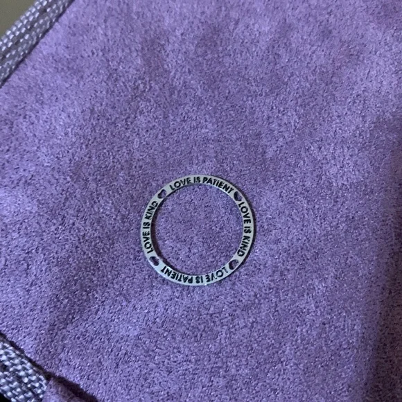 Love is Patient, Kind Border Plate For Fliating Lockets