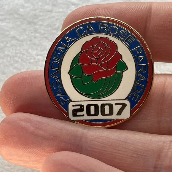 2007 Rose Parade Lapel Hat Pin Pasadena‎ CA 118th Tournament of Rose Souvenir