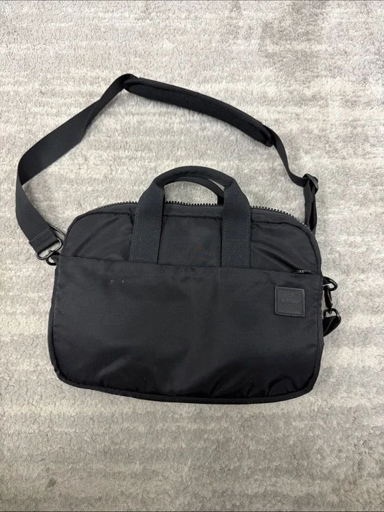 Incase Black Laptop Briefcase with Removable Shoulder Strap