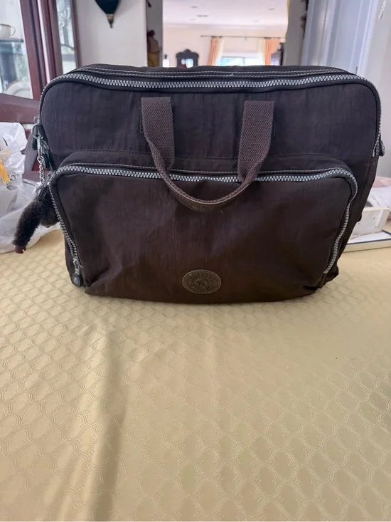 KIPLING Brown Travel Tote Bag - Versatile Everyday Carry