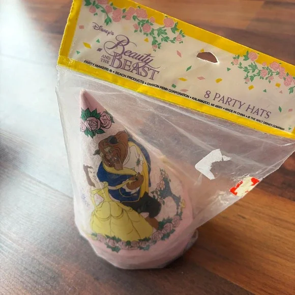 Vintage‎ Disney Beauty and the Beast 8 Party Hats New Sealed 90s Beach Products