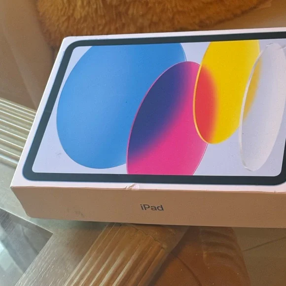 Apple iPad 10th Gen- Blue PLUS APPLE PENCIL