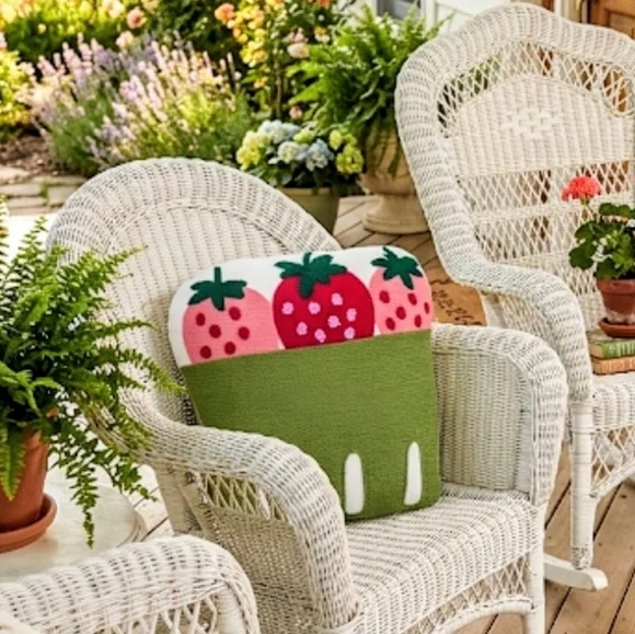 🍓 Target Strawberry Throw Pillow 🍓