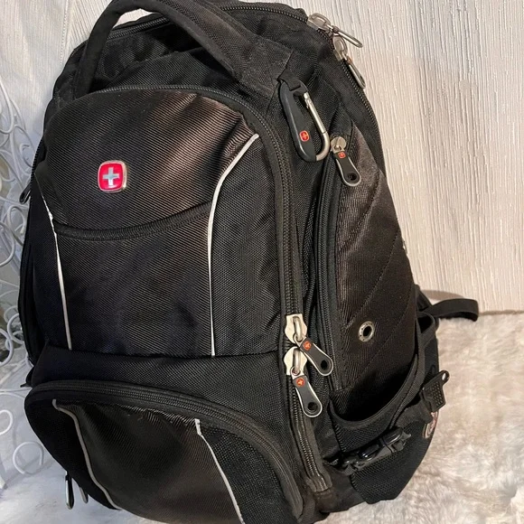 Wenger SwissGear ScanSmart Laptop Backpack 🎒