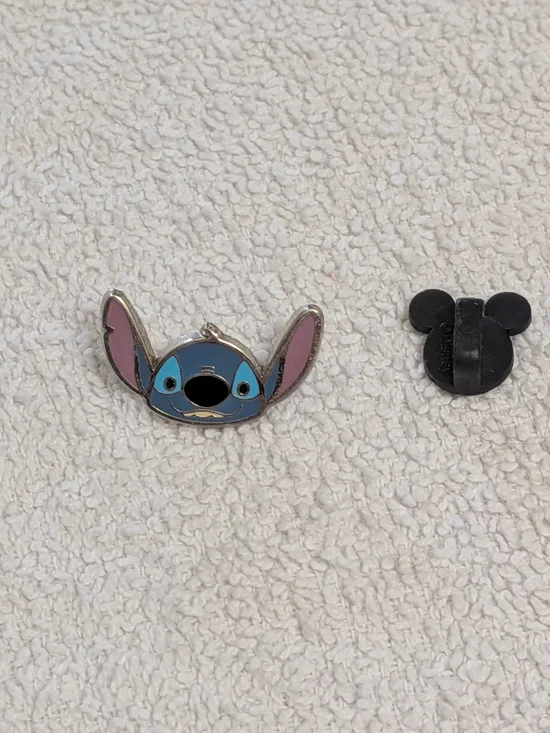 Blue Stitch Disney Trading Pin Disneyland Cute Character Accessory