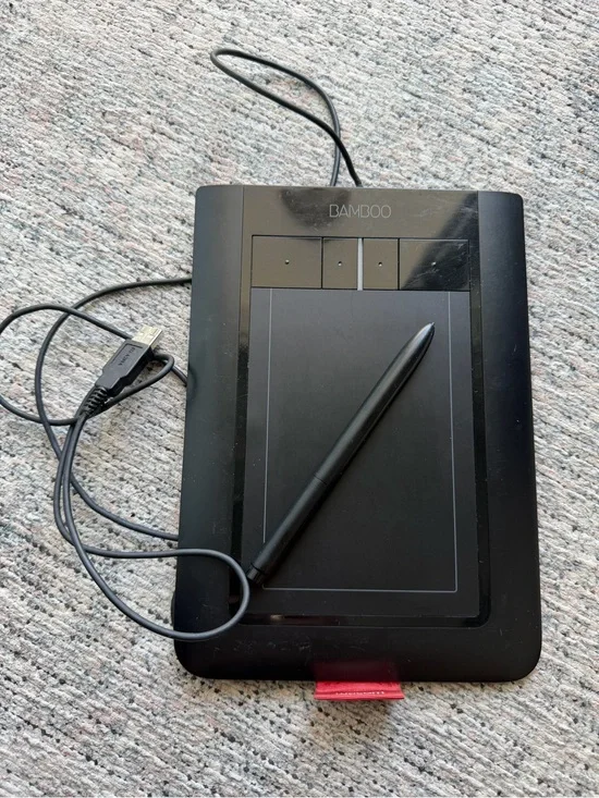 BAMBOO Black Graphics Drawing Tablet with Pen and USB