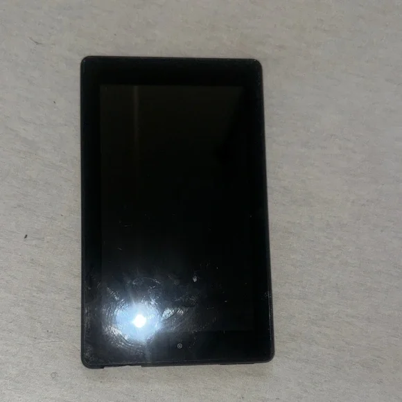 Amazon Black Tablet iPad.