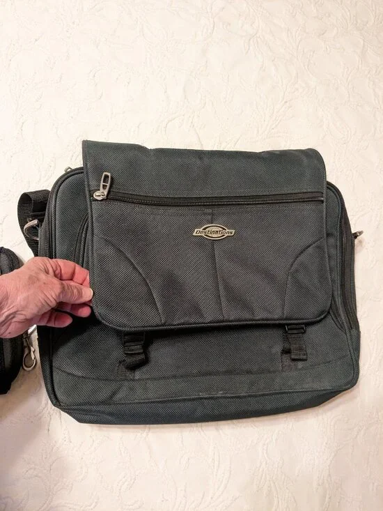 Destinations Sturdy Laptop Bag Messenger NWOT