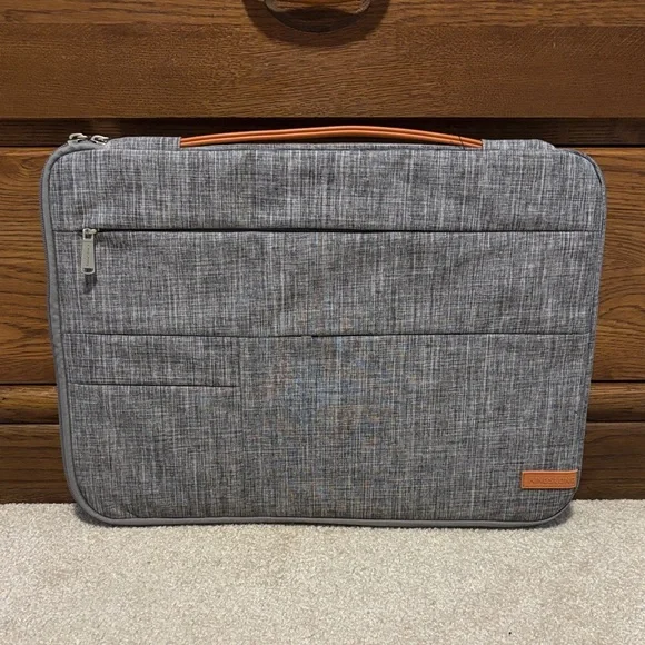 Laptop Sleeve/Bag Gray with Tan Handle 17 Inches Wide and 13 Inches High