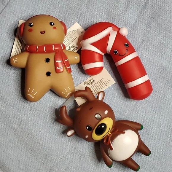 Dog Toy‎