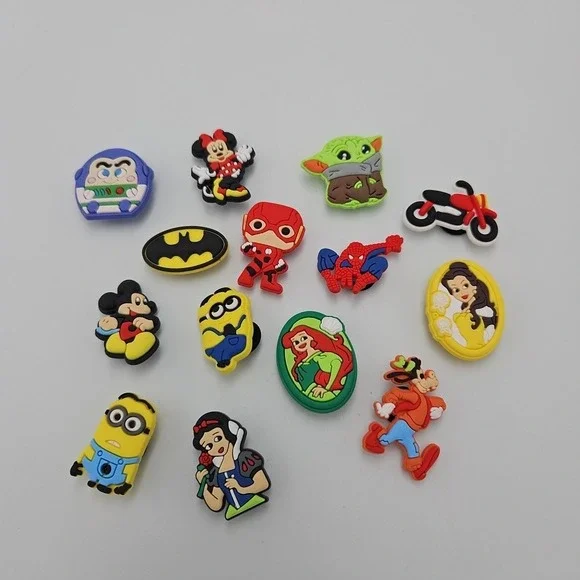 MARVEL/DISNEY/ETC Jibbitz & Croc Charms + Bracelets‎ LOT of 14