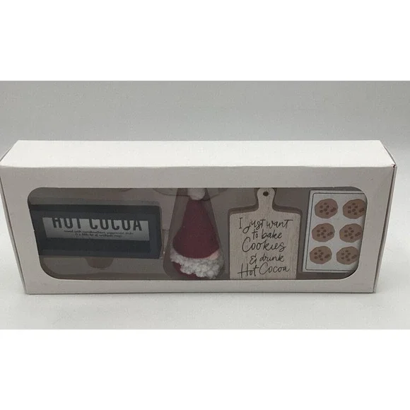 Target Bullseye Hot Cocoa CHRISTMAS 2022 Set of 4 Tiered Tray Props NEW