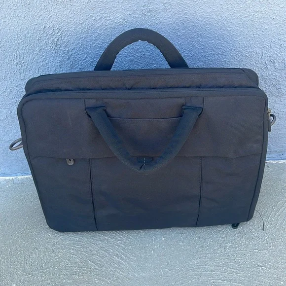 Dell Laptop Bag/ Briefcase