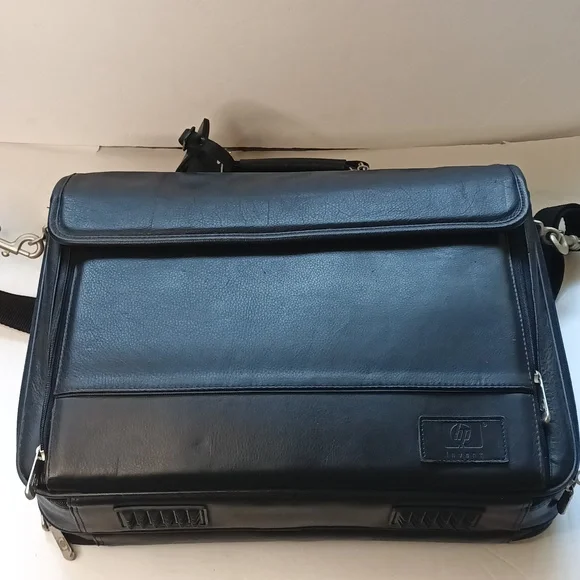 HP Invent Laptop Computer Bag Carrying Case Black Leather Shoulder Strap